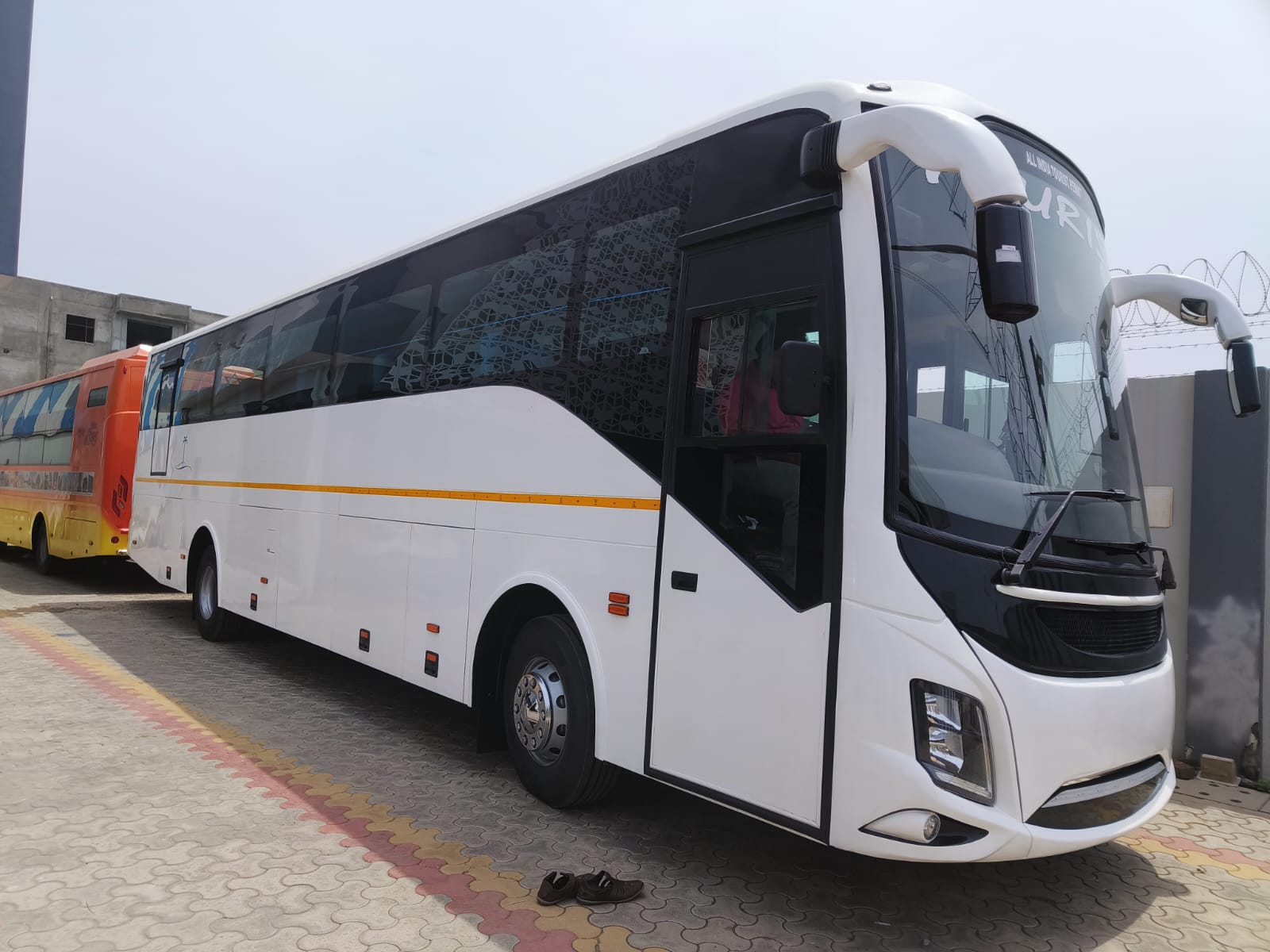 Car Rental Services whatsapp image 2026 01 26 at 1.37.39 pm